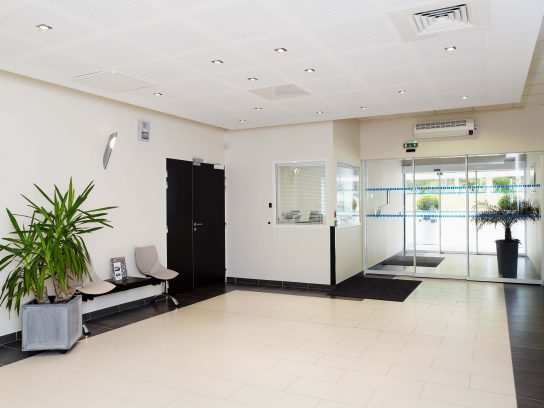 Clinique Helfaut hall d'accueil - MarcottePromotion